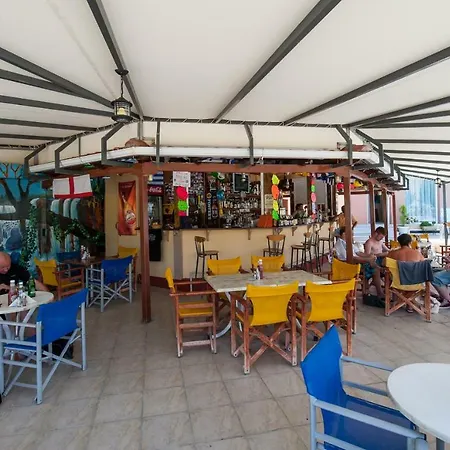 Apollon Hotel 2*