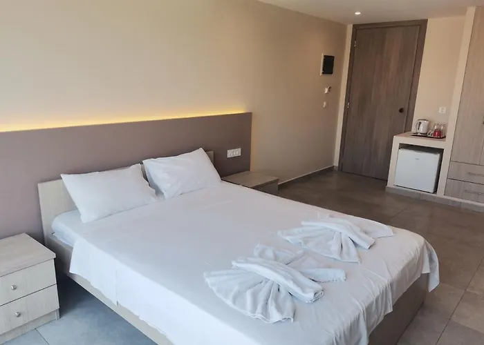 Apollon Hotell Plános